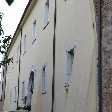 Отель Umbria 3*